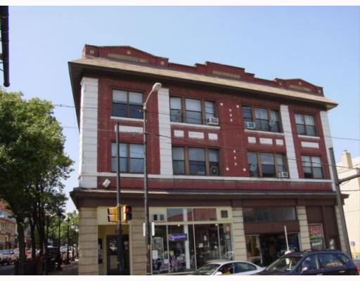 2888-2892 W Liberty Ave in Pittsburgh, PA - Building Photo