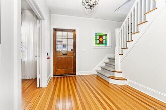 33 Redfield St in Rye, NY - Building Photo - Building Photo