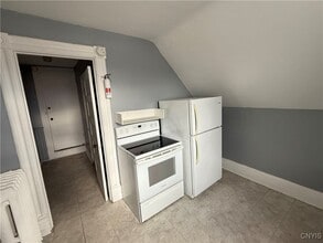 117 N School St in Carthage, NY - Building Photo - Building Photo