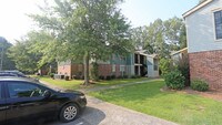 Willow Creek Apartment Homes photo'