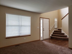 7003 Sahara Dr in Plainfield, IL - Building Photo - Building Photo