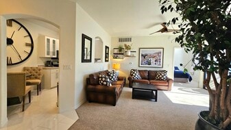 6900 E Princess Dr, Unit 2250 in Phoenix, AZ - Building Photo