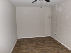 619 Mayes Ln in Franklin, KY - Building Photo - Building Photo