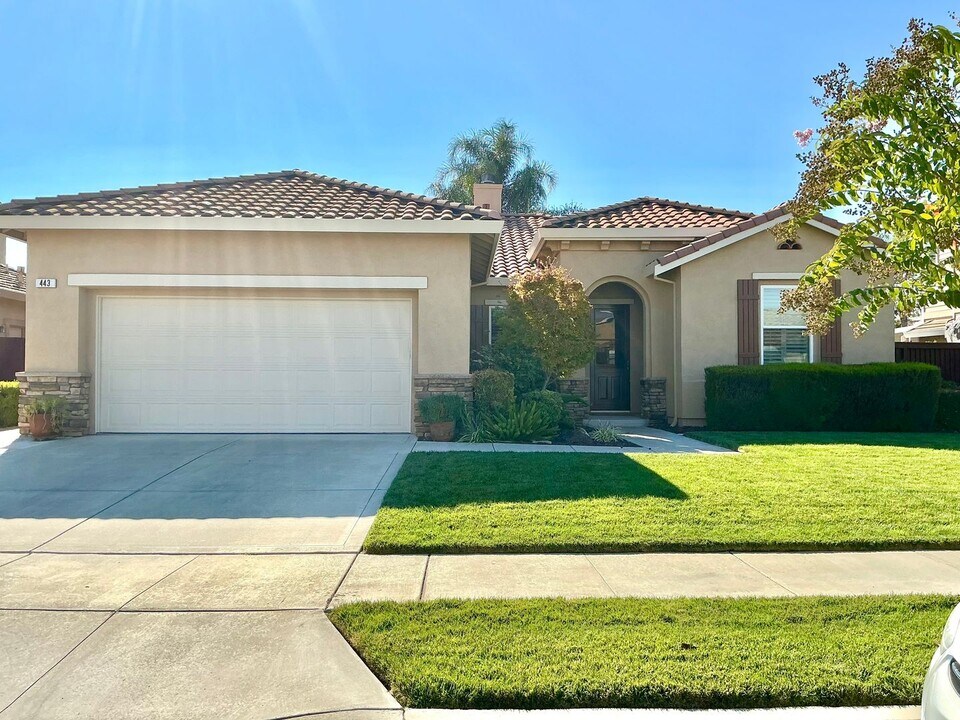 443 Collis St in Brentwood, CA - Building Photo