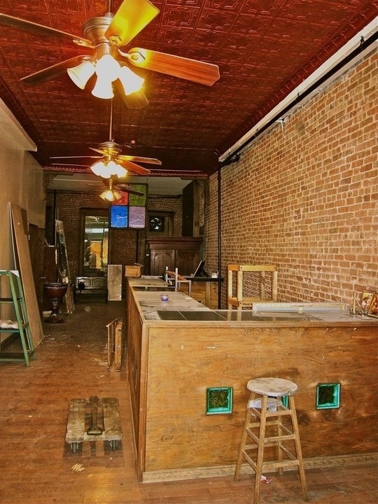 716 10th Ave in New York, NY - Building Photo