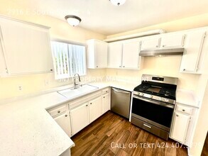2916 E South St in Long Beach, CA - Building Photo - Building Photo