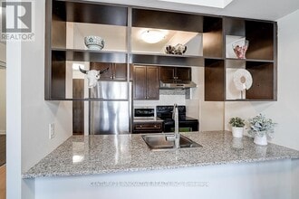 135 Village Green Square in Toronto, ON - Building Photo - Building Photo