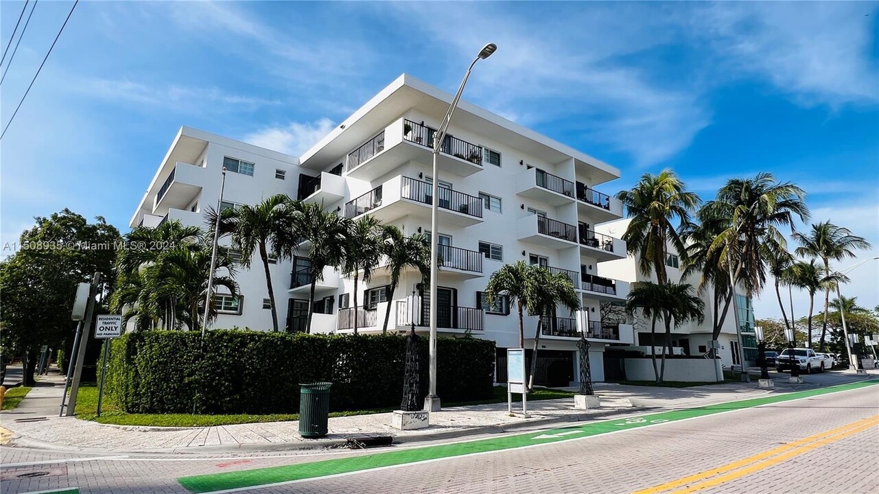 1900 Meridian Ave, Unit 306 in Miami Beach, FL - Building Photo