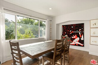 5325 9th Ave in Los Angeles, CA - Building Photo - Building Photo