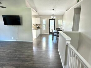 421 South Stoney Point Street in Wichita, KS - Building Photo - Building Photo