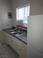 633 Nevada Way in Boulder City, NV - Building Photo - Building Photo