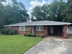 3014 Winchester Rd NW in Huntsville, AL - Building Photo