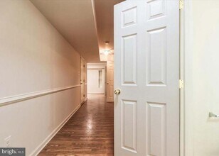 17 Karendale Ct in Baltimore, MD - Building Photo - Building Photo