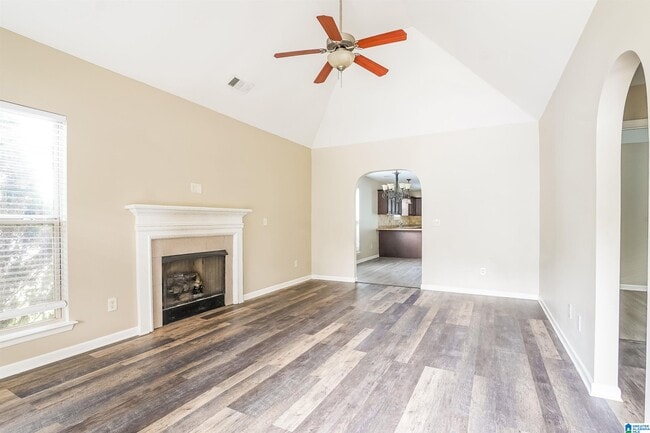 568 Fox Run Cir in Pell City, AL - Building Photo - Building Photo