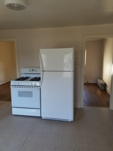 20 Grant St, Unit 2 in Auburn, NY - Foto de edificio - Building Photo