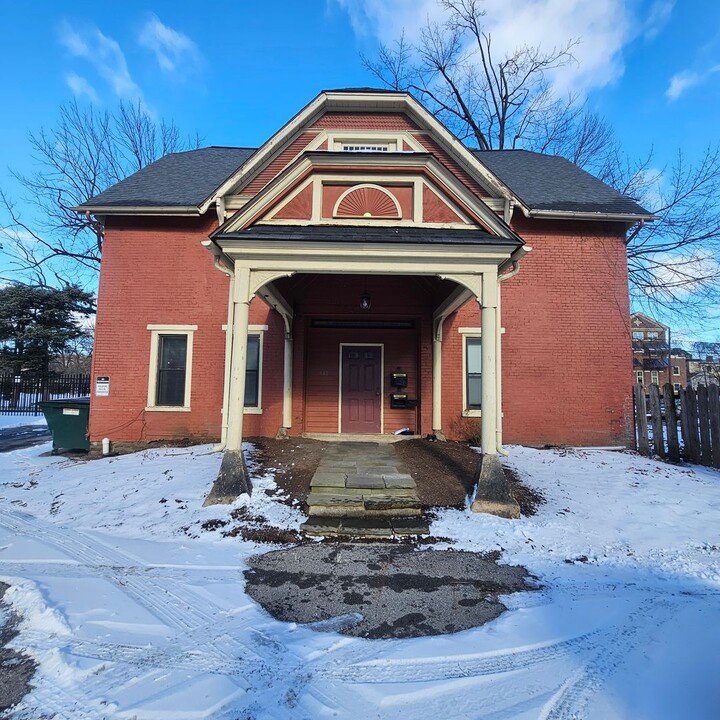 840 W 3rd St in Williamsport, PA - Building Photo