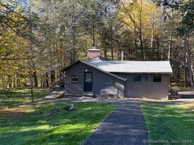 231 Romford Rd in Washington, CT - Building Photo