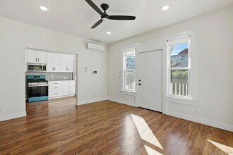 312 Brookes Ave, Unit A2 in San Diego, CA - Foto de edificio - Building Photo