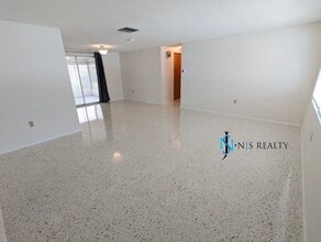 4637 Croton Dr in New Port Richey, FL - Building Photo - Building Photo