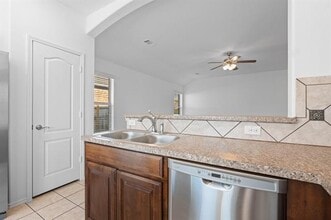 4013 Winter Springs Dr in Fort Worth, TX - Building Photo - Building Photo