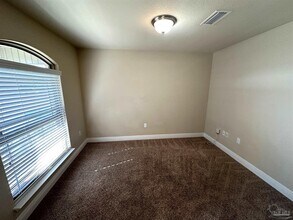 4700 Belvedere Circle in Pace, FL - Building Photo - Building Photo