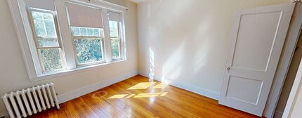 1776 Beacon St, Unit 6 in Brookline, MA - Building Photo - Building Photo