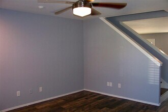 503 Leaf Cluster Ct E in Conroe, TX - Building Photo - Building Photo