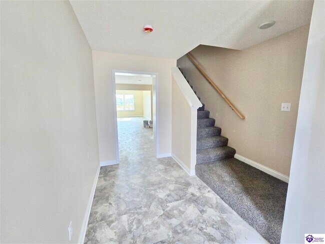 320 Breckinridge Cir in Vine Grove, KY - Building Photo - Building Photo