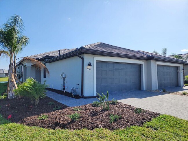 property at 5307 White Sand Cv