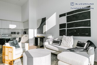 1288 Howard St in San Francisco, CA - Foto de edificio - Building Photo