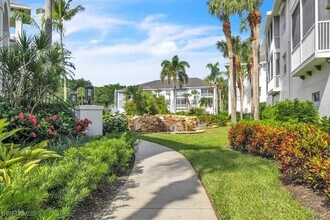 749 Bentwater Cir in Naples, FL - Building Photo - Building Photo