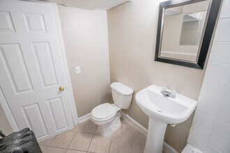 232 Aurora Ave in St. Paul, MN - Building Photo - Building Photo