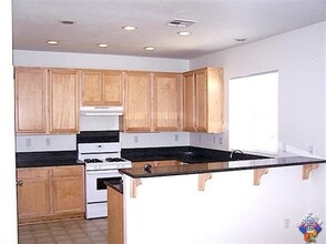 2109 Pearmain Dr in Palmdale, CA - Building Photo - Building Photo