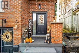 218 Ingleside Pl in Kitchener, ON - Building Photo - Building Photo