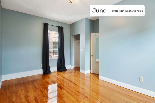 Private bedroom in 4 bed/2 bath Home in Boston, MA - Building Photo - Building Photo