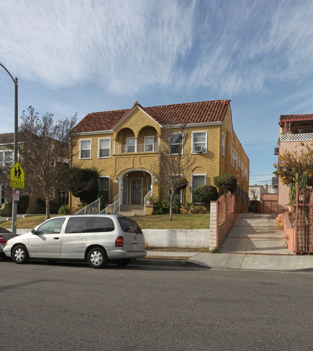 1641-1643 Kenmore Ave in Los Angeles, CA - Building Photo