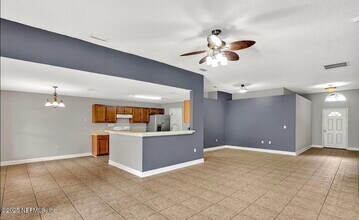 3751 Longleaf Forest Ln in Jacksonville, FL - Building Photo - Building Photo