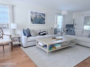 69 Lafayette St in Rumson, NJ - Building Photo - Building Photo