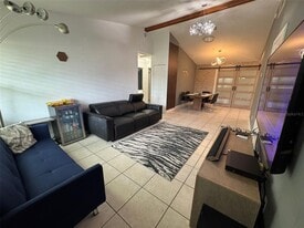 81 S Winter Park Dr in Casselberry, FL - Building Photo