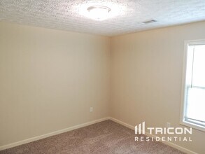 1028 Weatherwood Pl NE in Conyers, GA - Building Photo - Building Photo