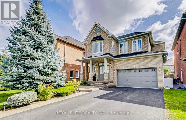 119 Huntingfield St in Vaughan, ON - Building Photo - Building Photo