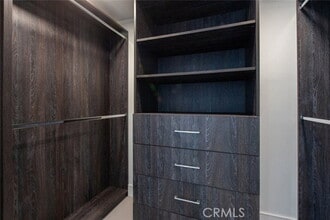 2225 Mira Vista Ave in Montrose, CA - Building Photo - Building Photo