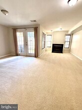 3362 Nadia Loop in Woodbridge, VA - Foto de edificio - Building Photo