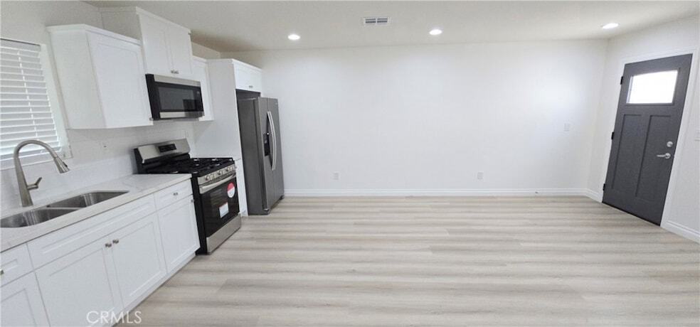 10824 Long Beach Blvd, Unit A in Lynwood, CA - Building Photo