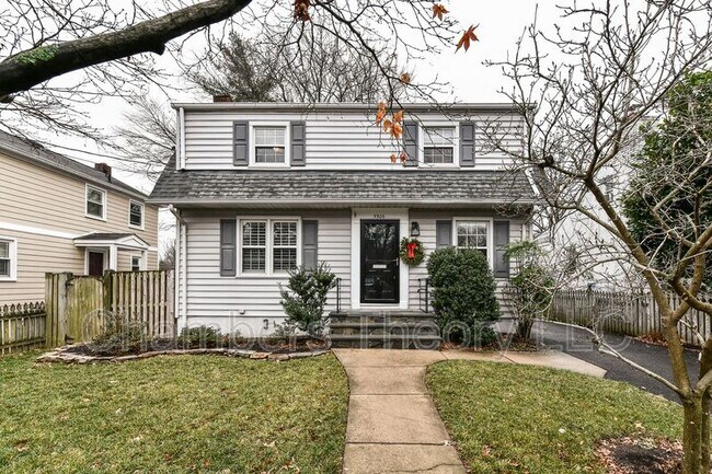 5906 14th St N in Arlington, VA - Building Photo - Building Photo