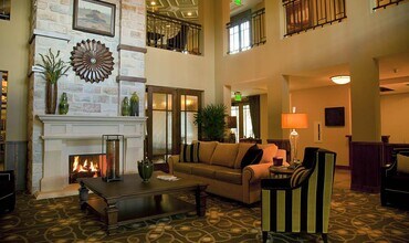 Westmont of Morgan Hill in Morgan Hill, CA - Foto de edificio - Building Photo