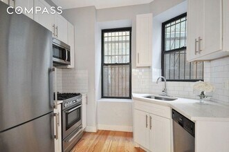 175 E 105th St in New York, NY - Building Photo - Building Photo