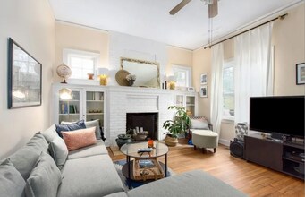 55 Westover Dr, Unit Apartment A in Asheville, NC - Foto de edificio - Building Photo