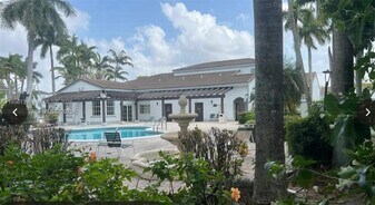 4654 NW 97th Ct in Doral, FL - Building Photo