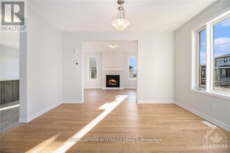 169 Gosling Cres in Ottawa, ON - Building Photo - Building Photo